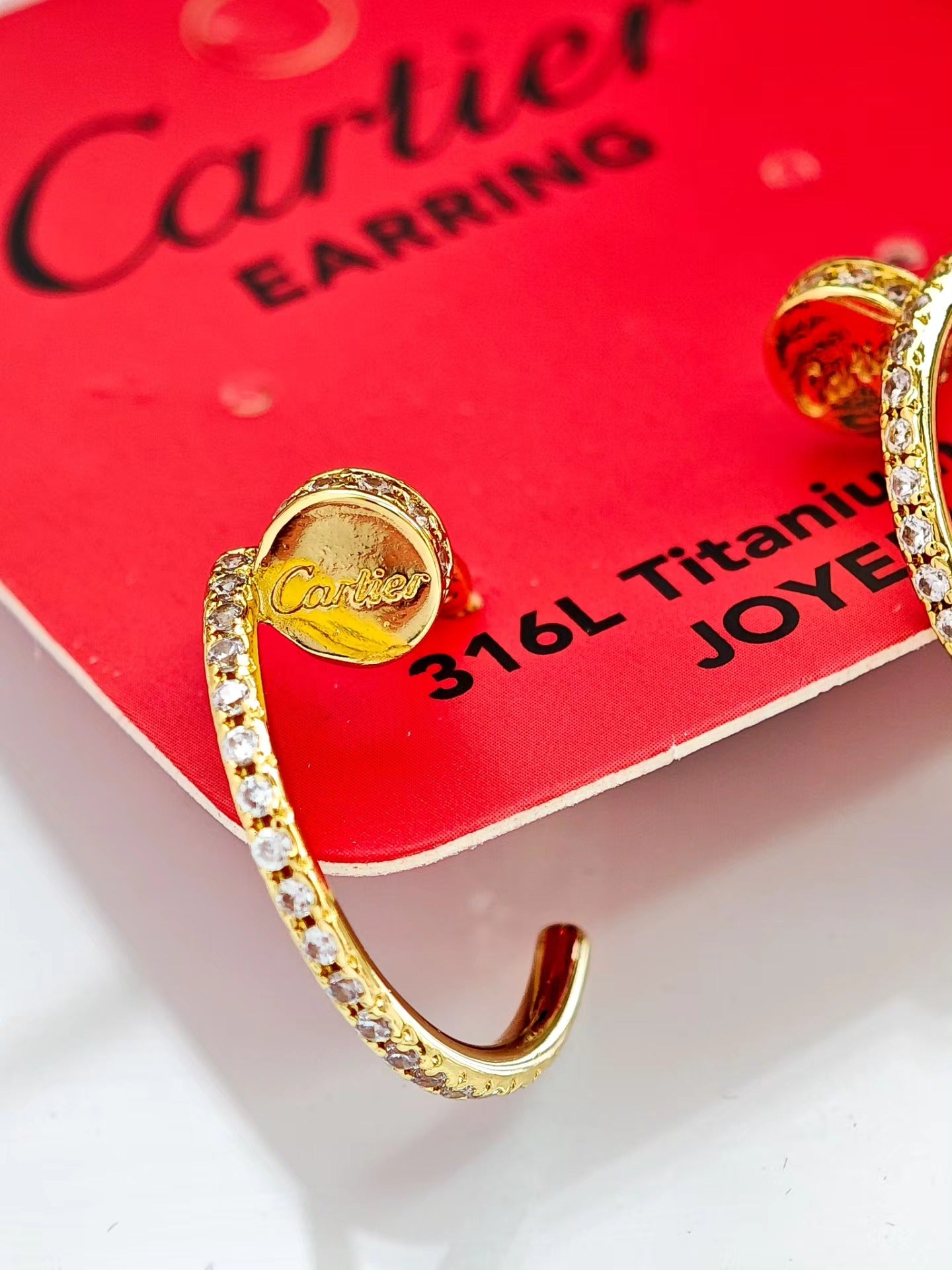 Arracadas Clavo Cartier con Zirconias