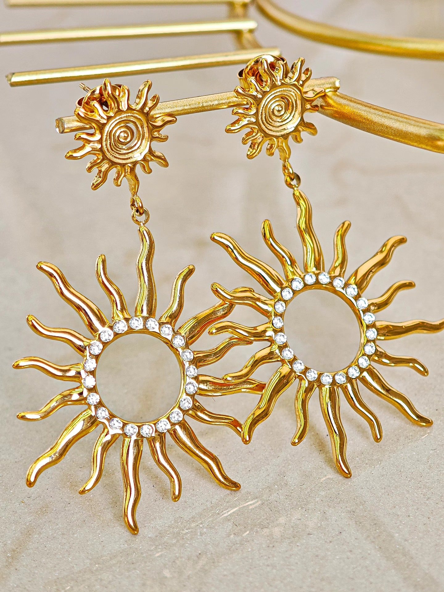 Aretes Colgantes de Sol