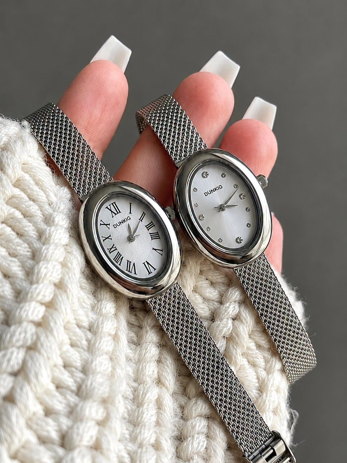 Reloj Ovalado