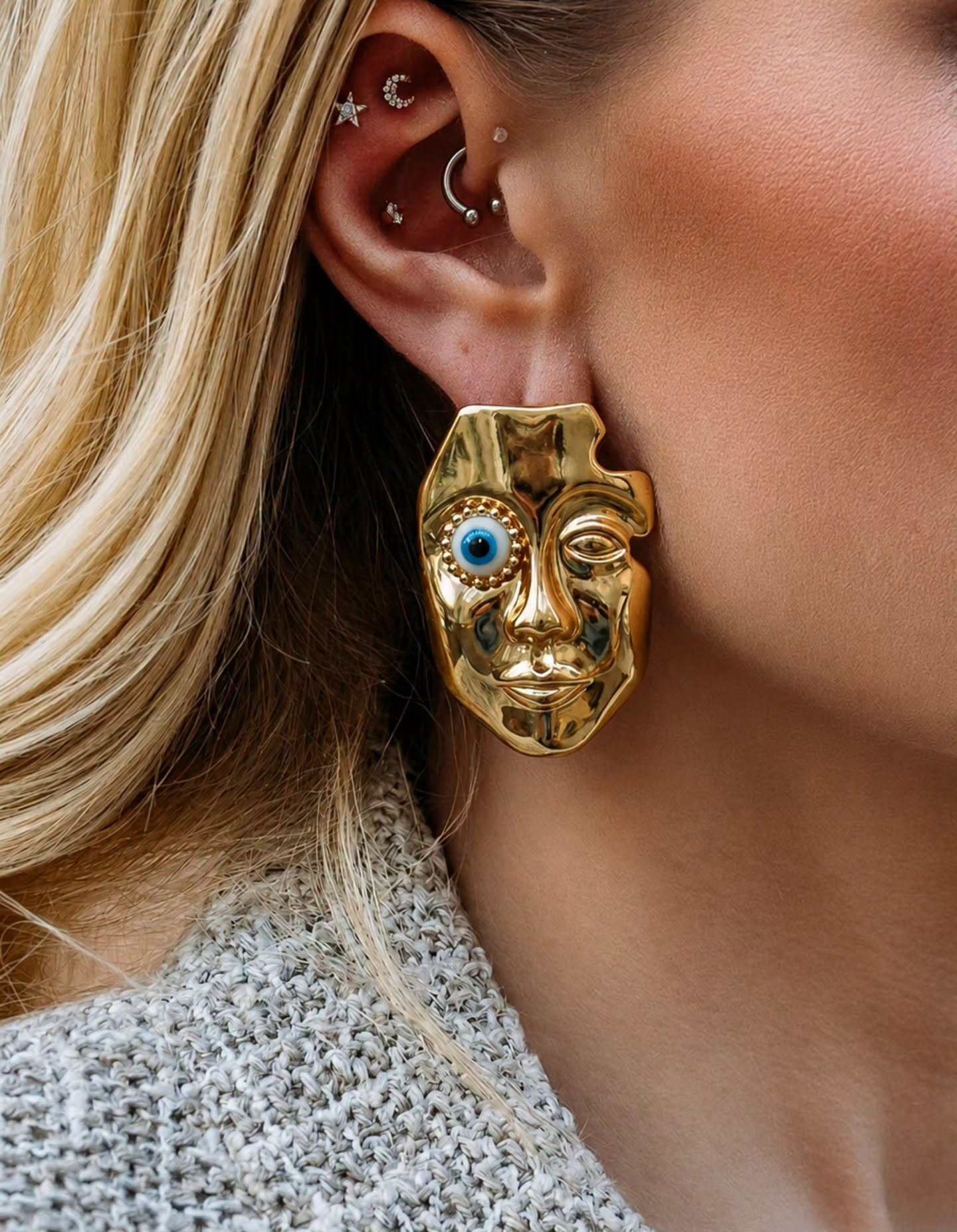 Aretes De Rostro Schiaparelli