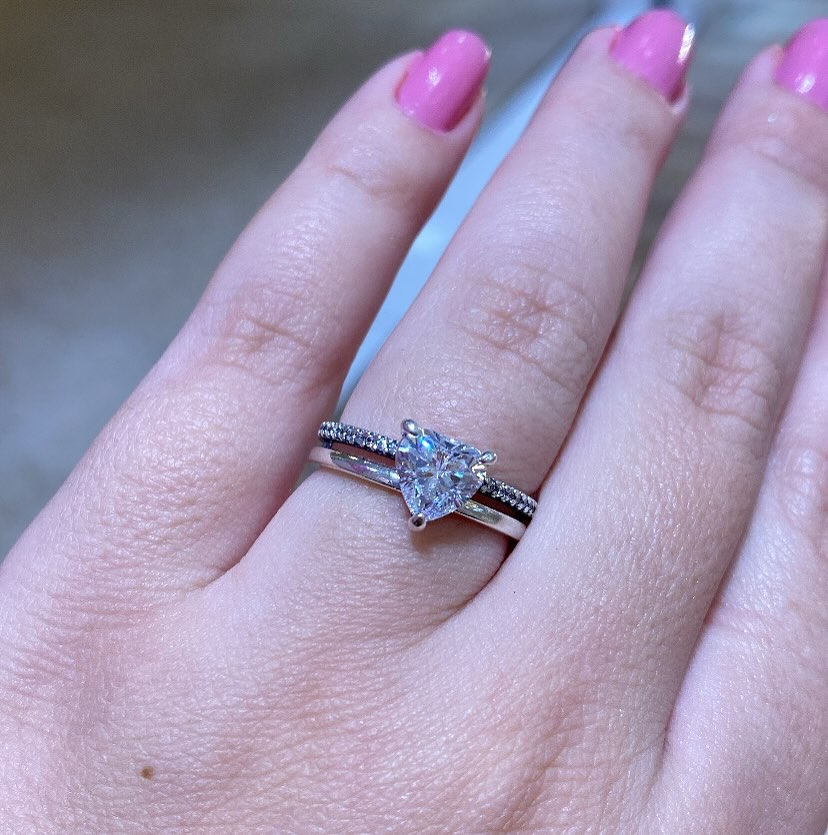 Anillo Dorado Pandora Corazon