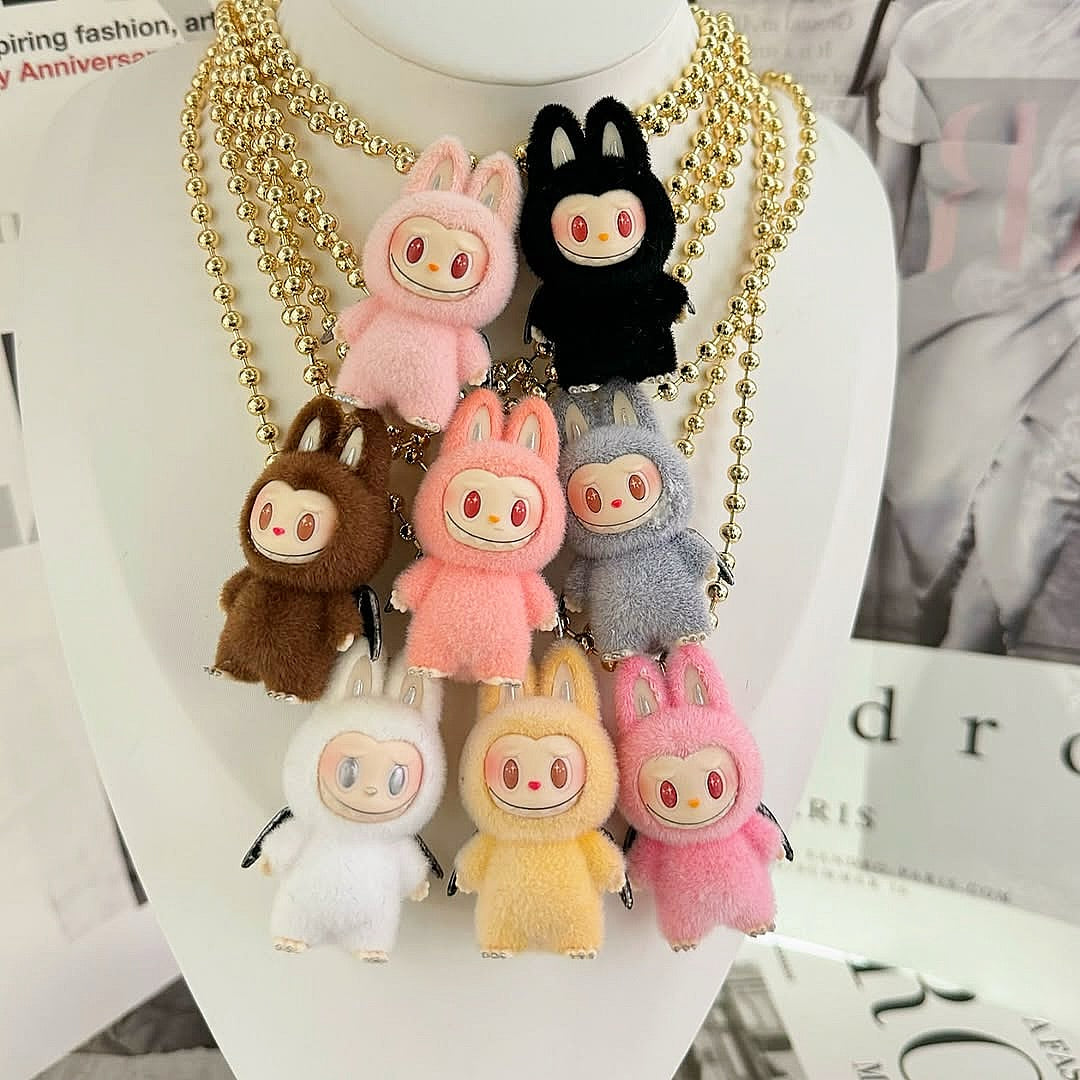 Collar Labubu con Alas