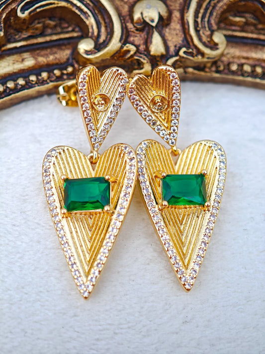 Aretes Corazon con Piedra Verde