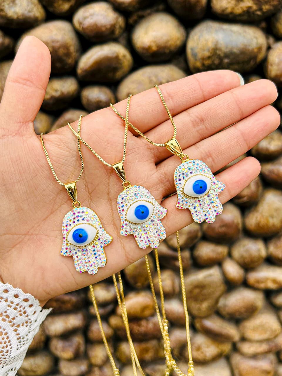 Collar Mano de Fátima Blanca