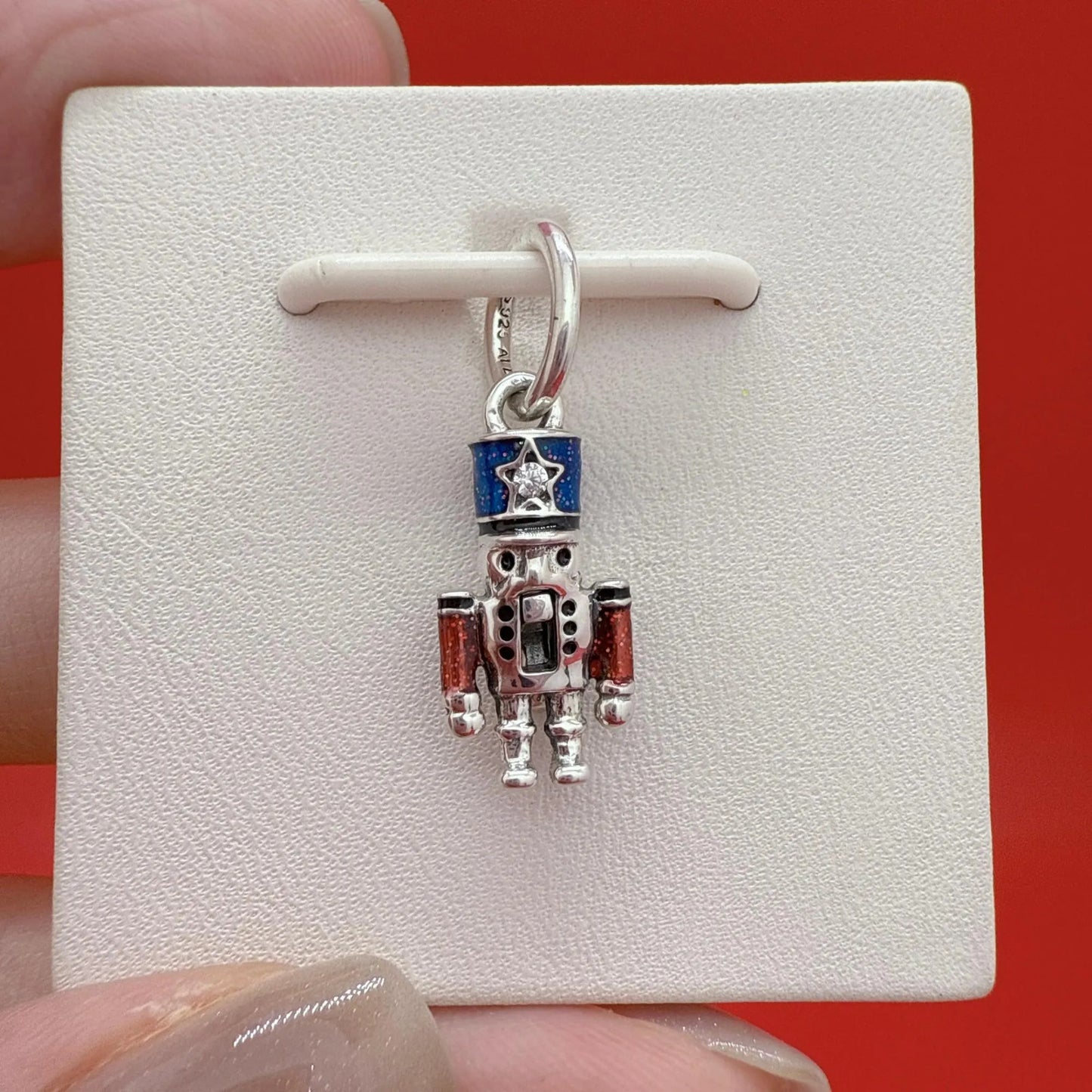 Charm Pandora Cascanueces