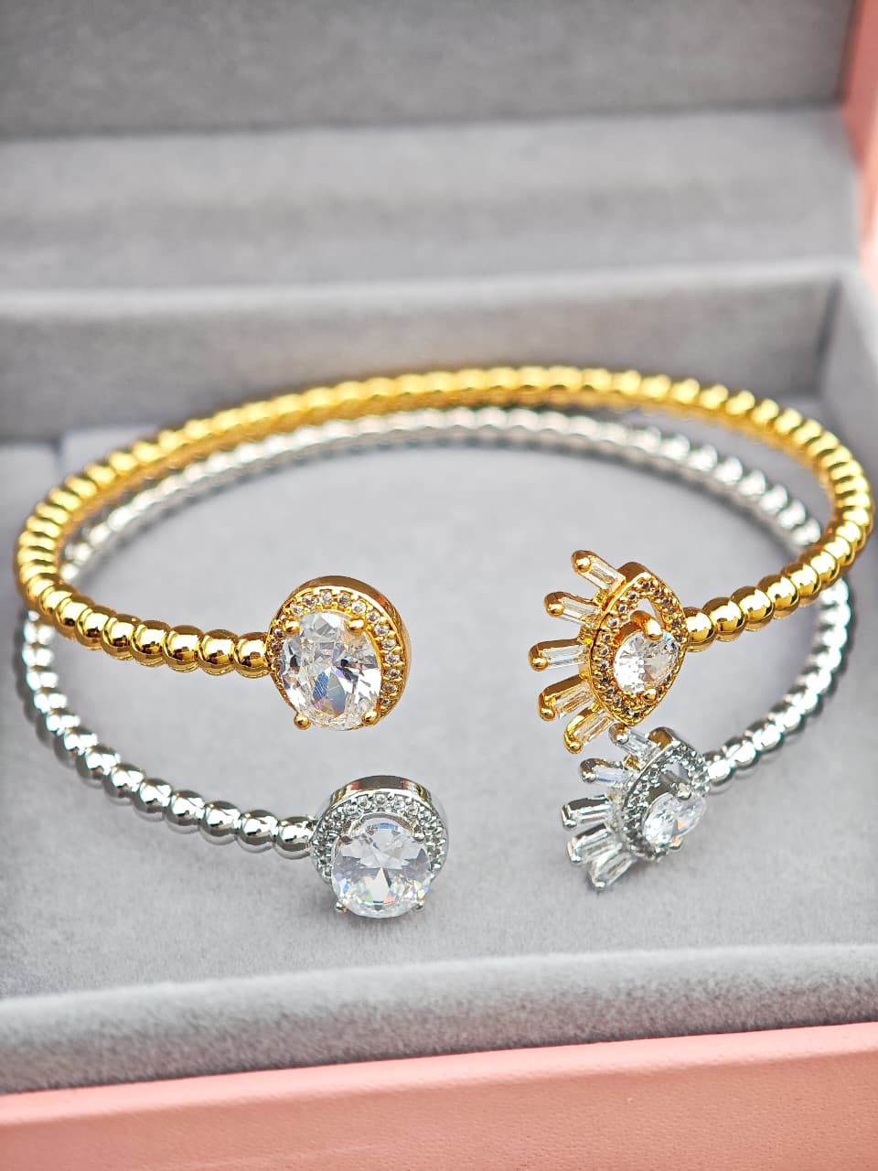 Brazalete Circulo con Ojo