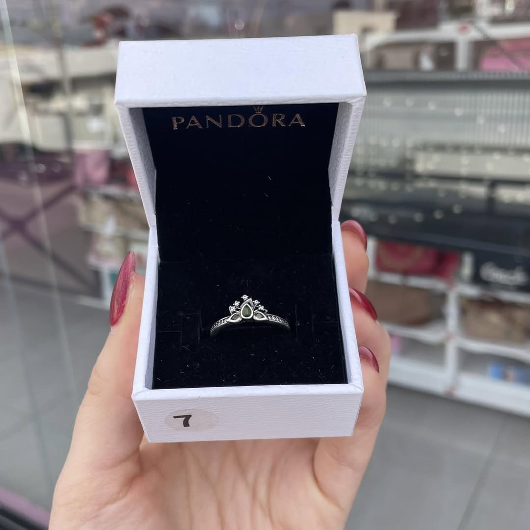 Anillo Pandora Tiana