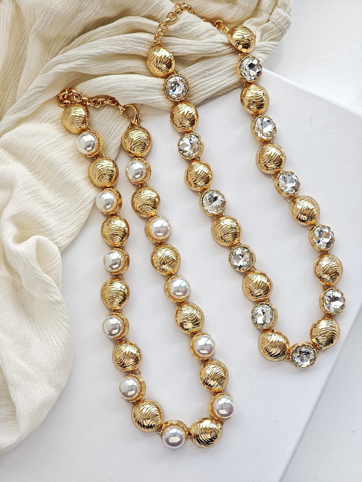 Collar de Bola y Piedra