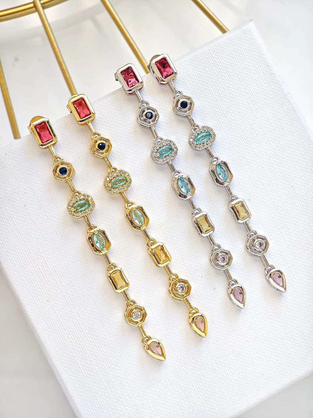 Aretes Largos de Colores
