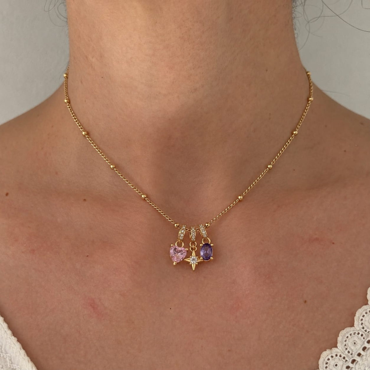 Collar con Dijes de Destello