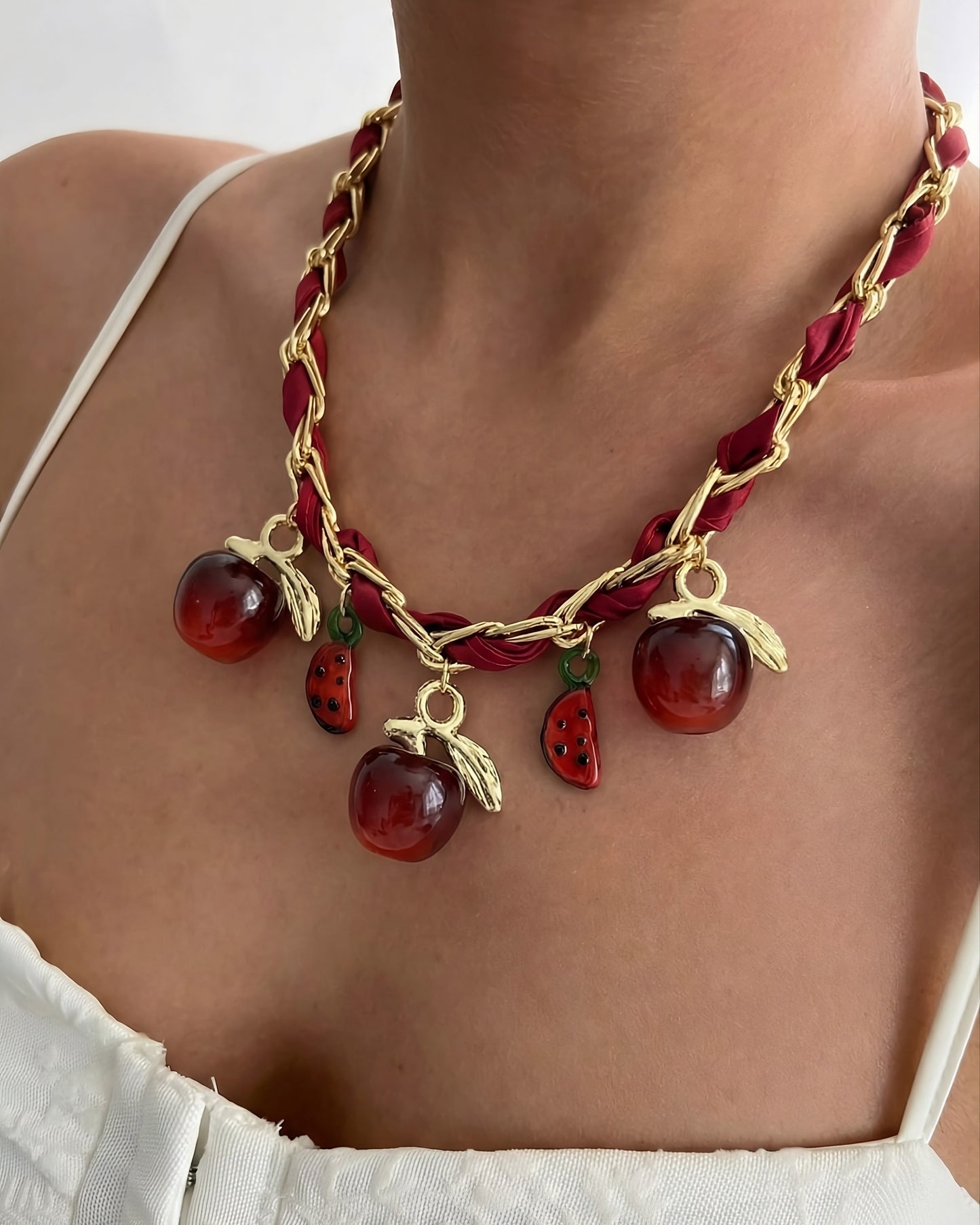 Collar Chunky 3 Manzanas