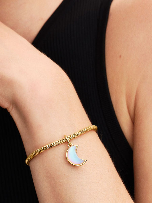 Charm Media Luna Dorada Pandora