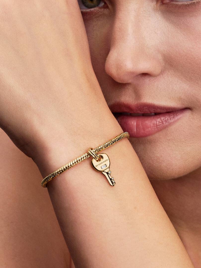 Charm Pandora Llave Mediana