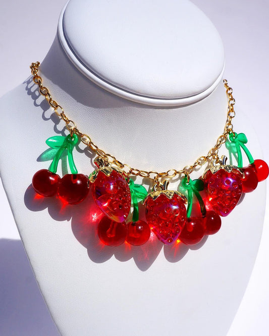 Collar Fresas con Cerezas