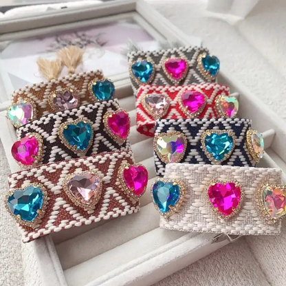 Pulsera Tejida Con Corazones