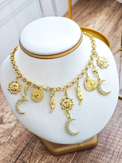 Collar de Lunas y Soles