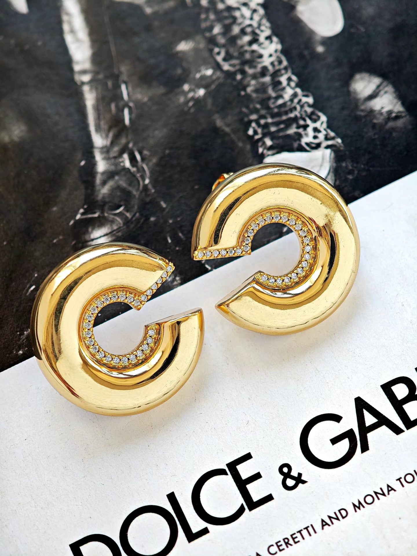 Aretes Tubulares con Zirconias