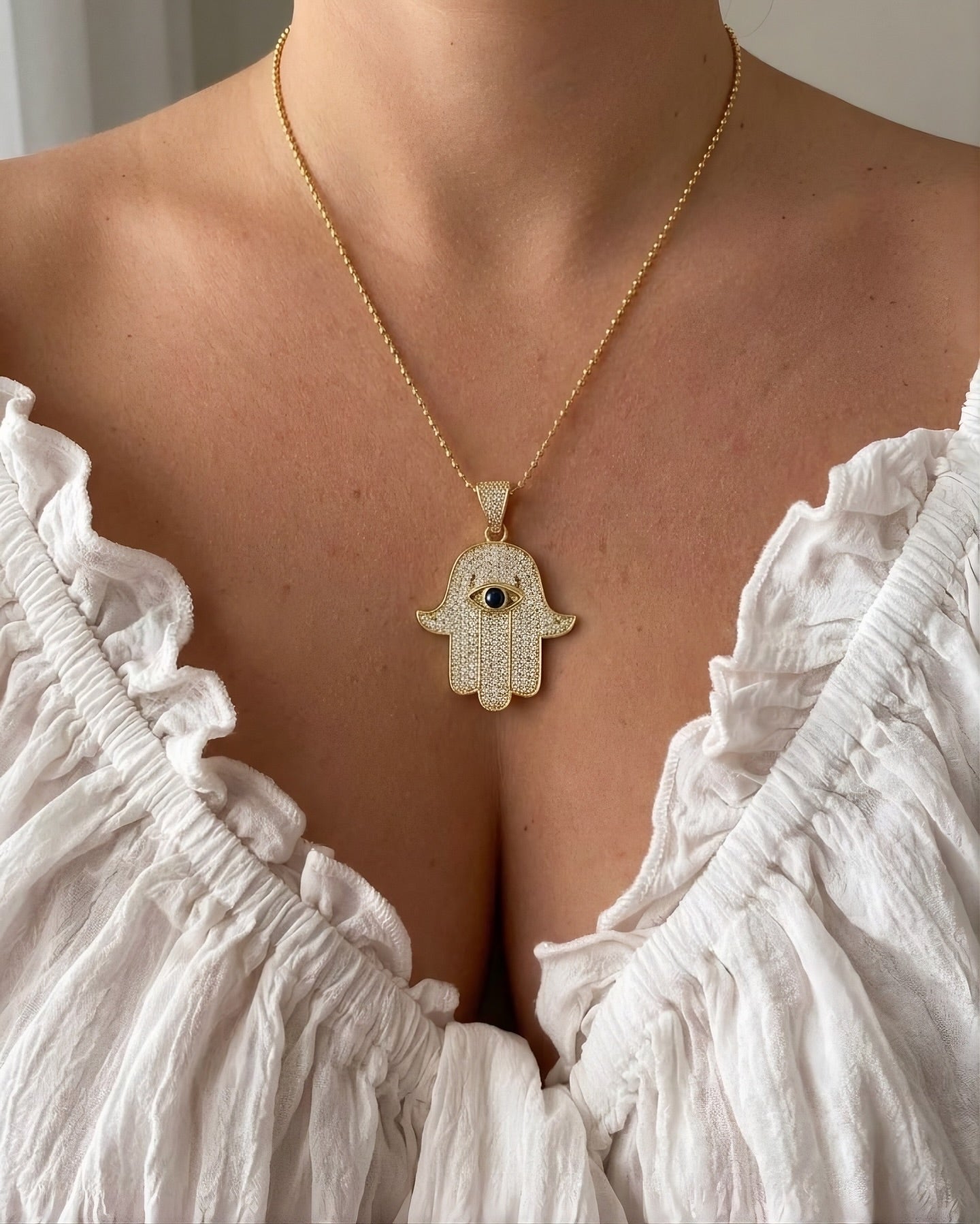 Collar Mano de Fatima con Ojito