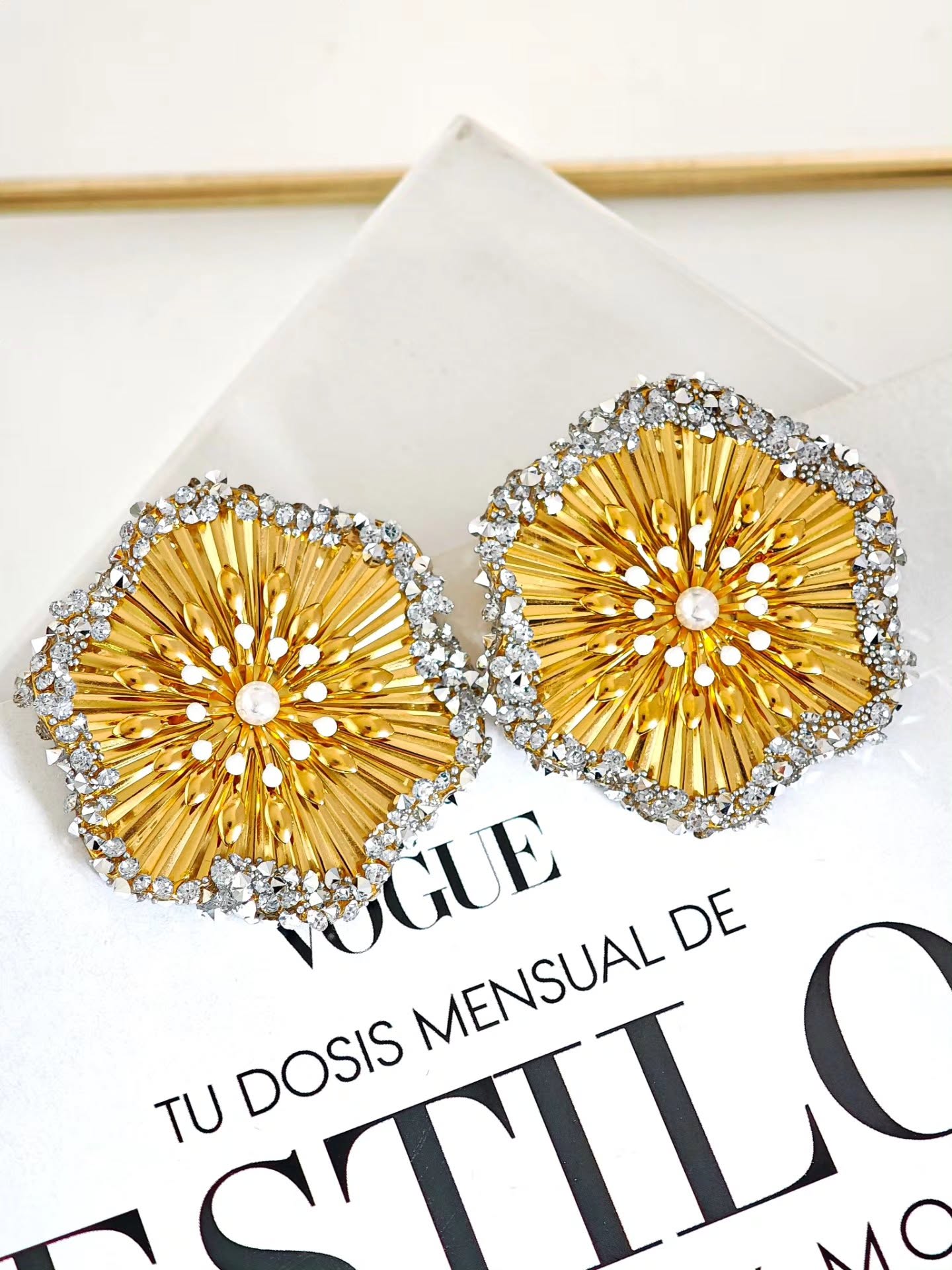 Aretes de Flor Bitono