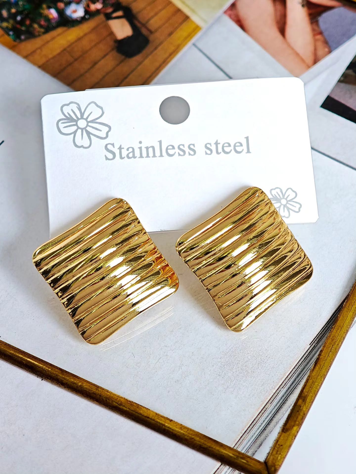 Aretes Almohadita
