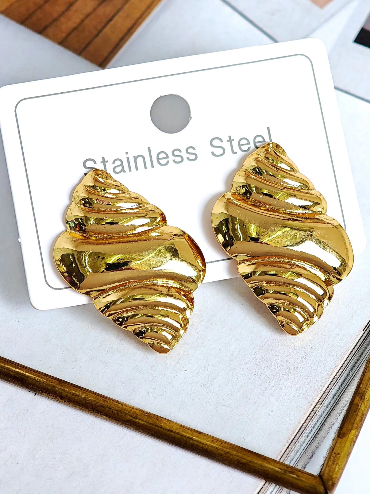 Aretes Caracol