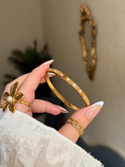 Brazalete Linea de Zirconias