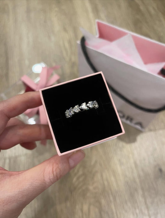 Anillo Pandora Corazones