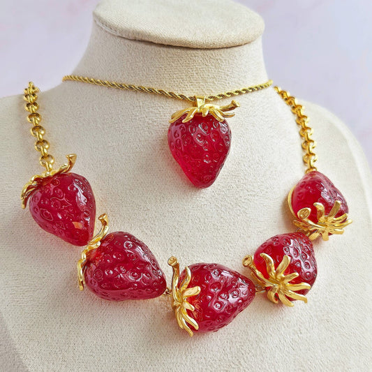 Collar Fresas