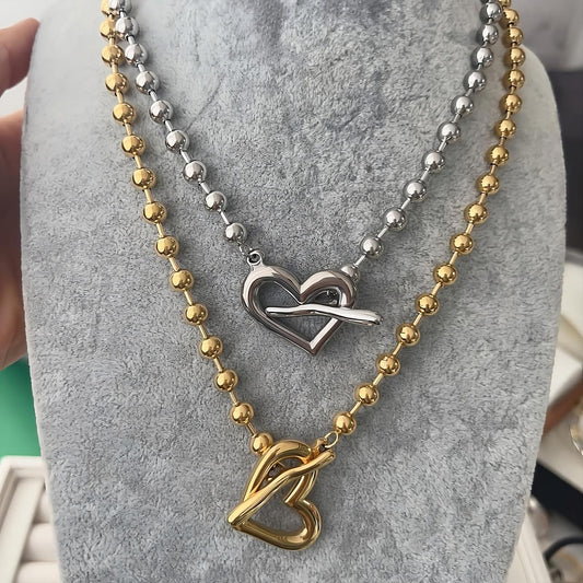 Collar Bolitas con Corazon