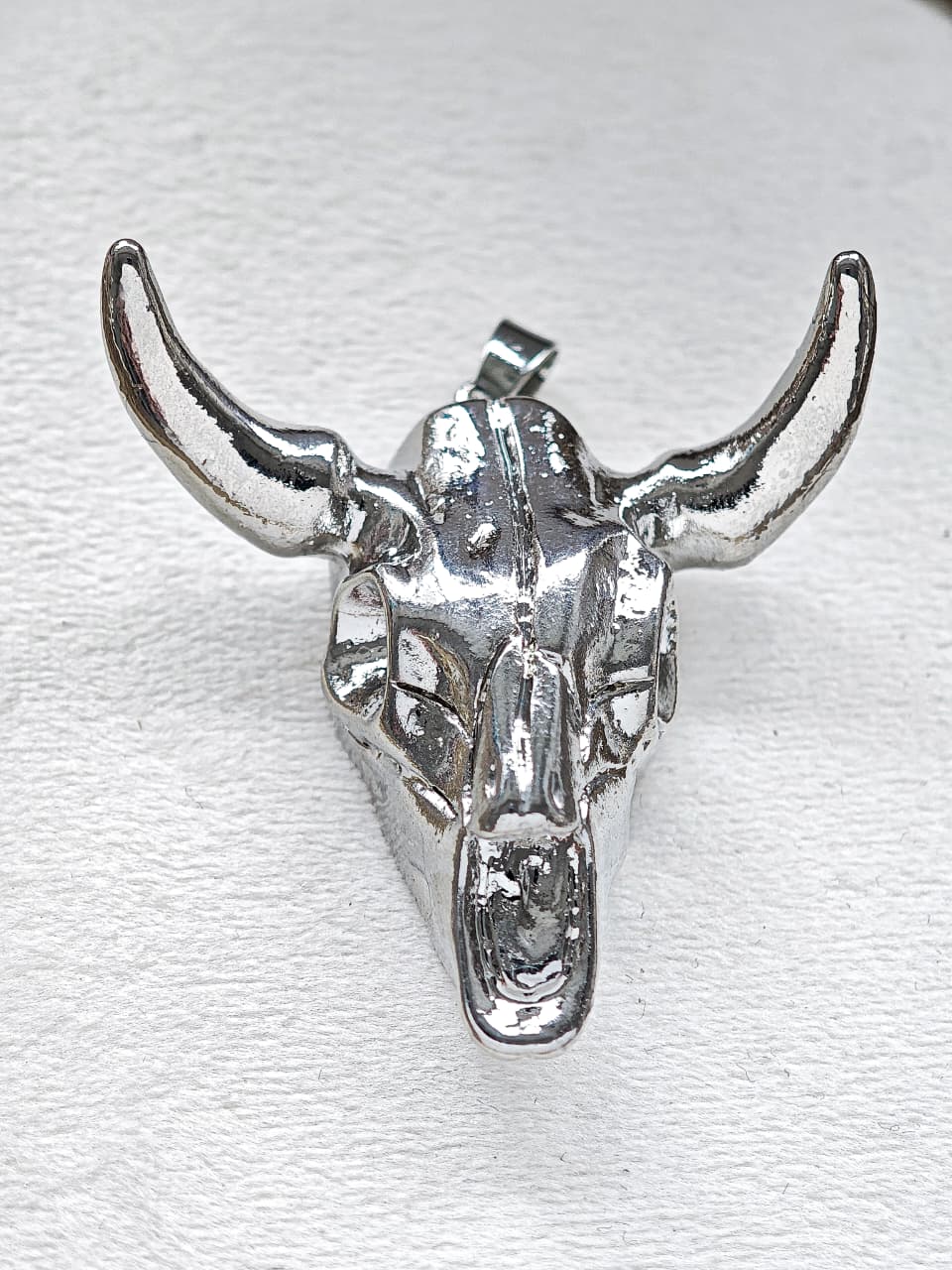 Dijes Toro