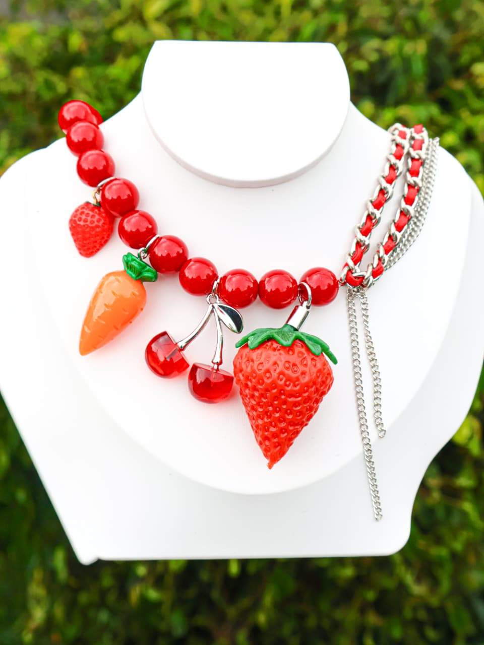 Collar Fresa Mitad Cadena