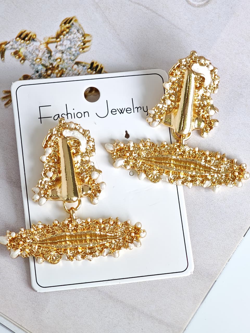 Aretes Schiaparelli