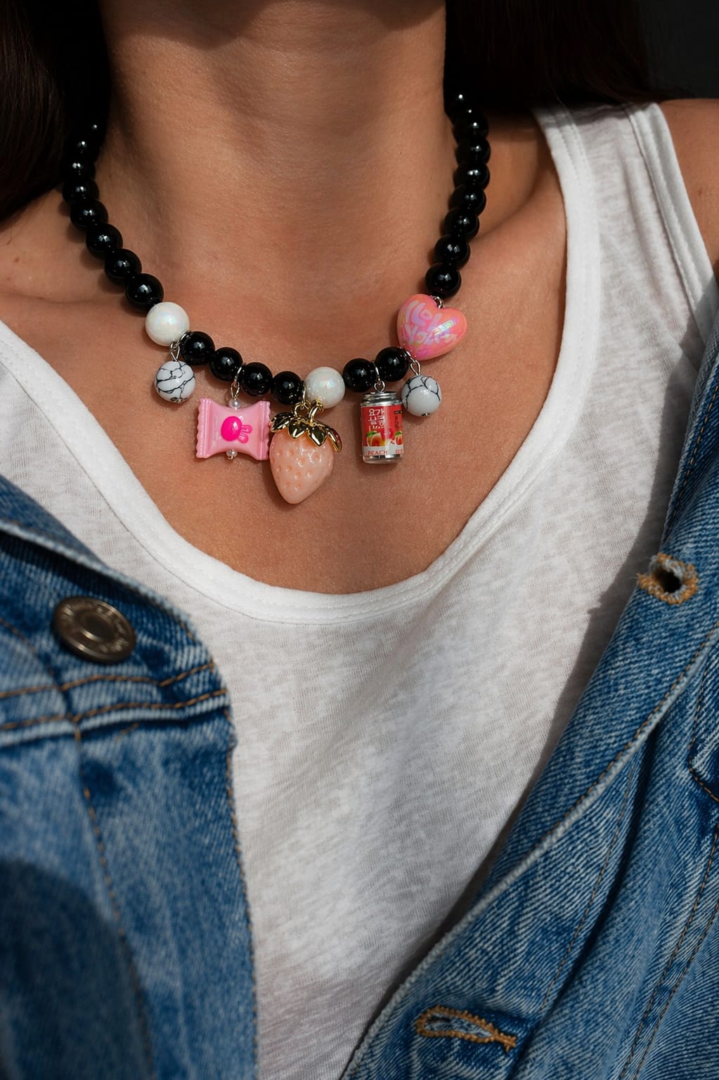 Collar Multi Dijes de Fresa