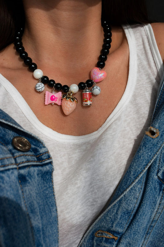 Collar Multi Dijes de Fresa