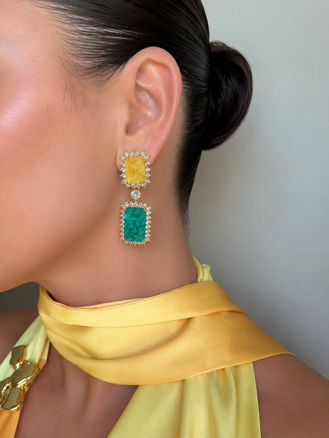 Aretes Largos de Piedra