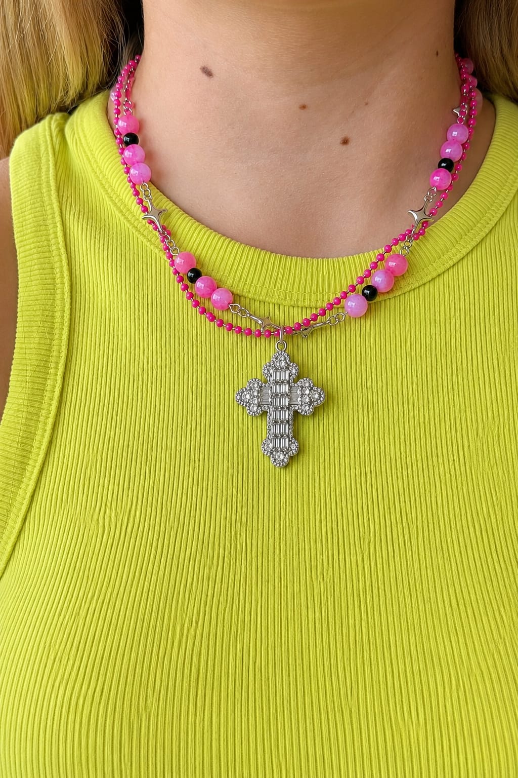 Collar Rosa de Cruz