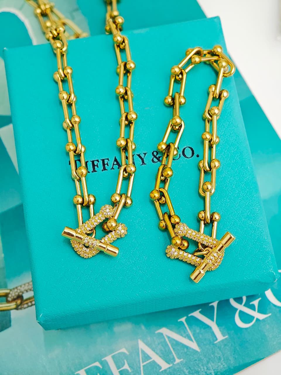 Set de Tiffany Broche T