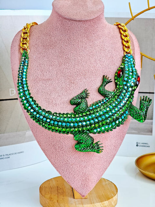 Collar Maxi de Cocodrilo