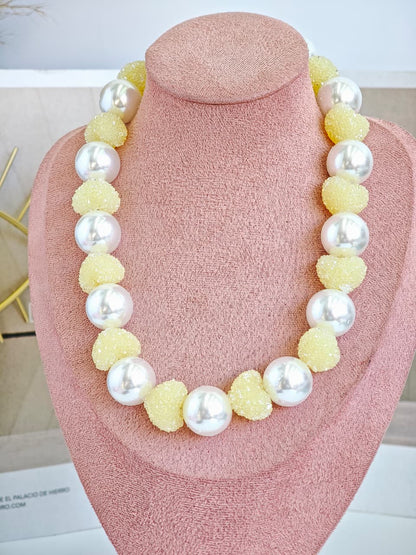 Collar de Gomitas Amarillas