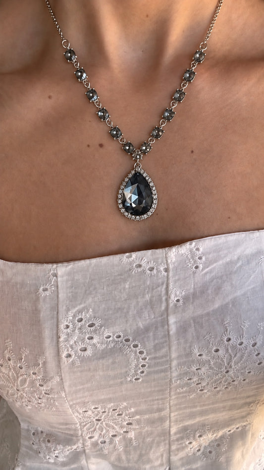 Collar Largo de Gota