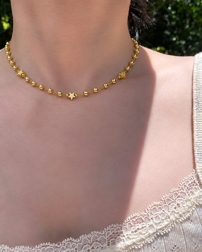 Collar Finito de Bolitas y Estrellitas