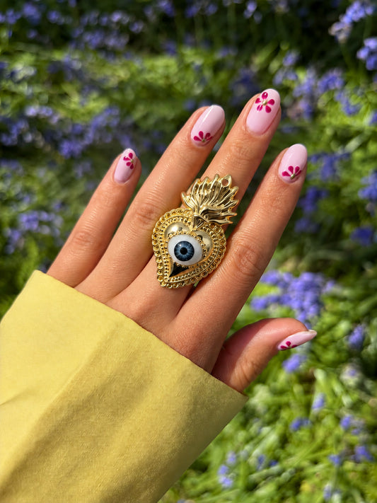 Anillo de Sagrado Corazón con Ojo