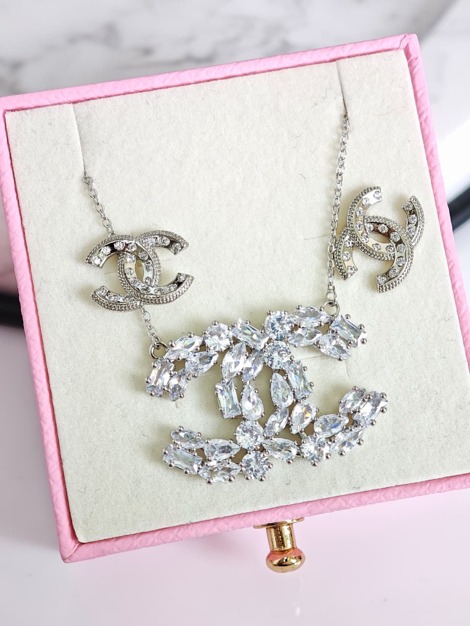 Jueguito Chanel Brillante