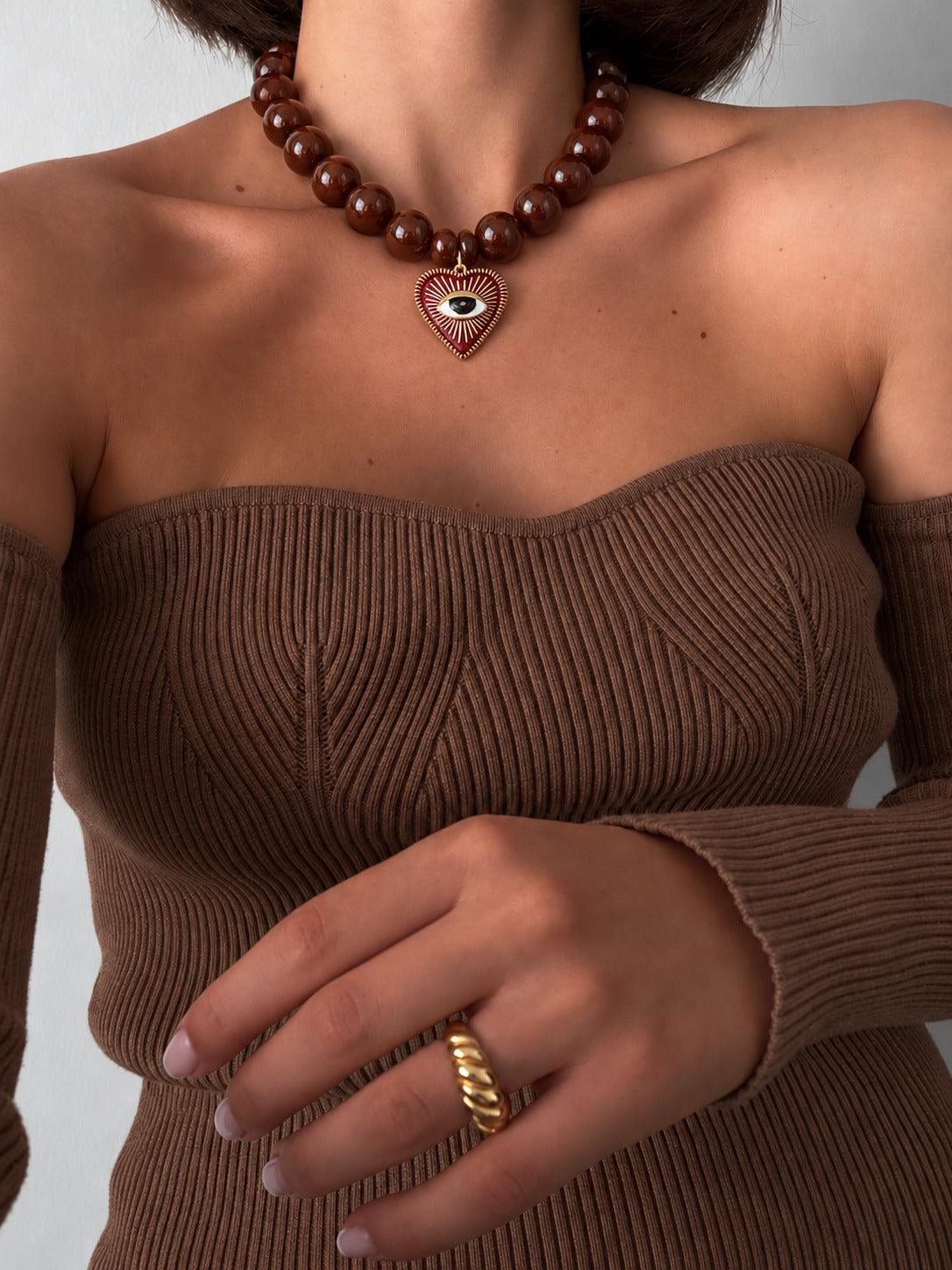 Collar de Corazon con Ojito Café