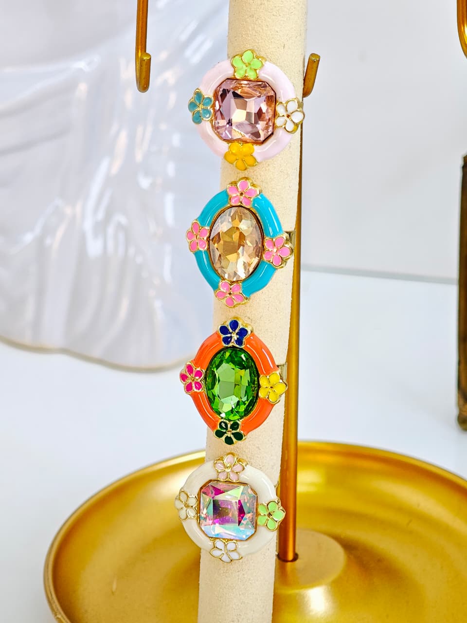 Anillos Tendencia de Piedra y Florecitas