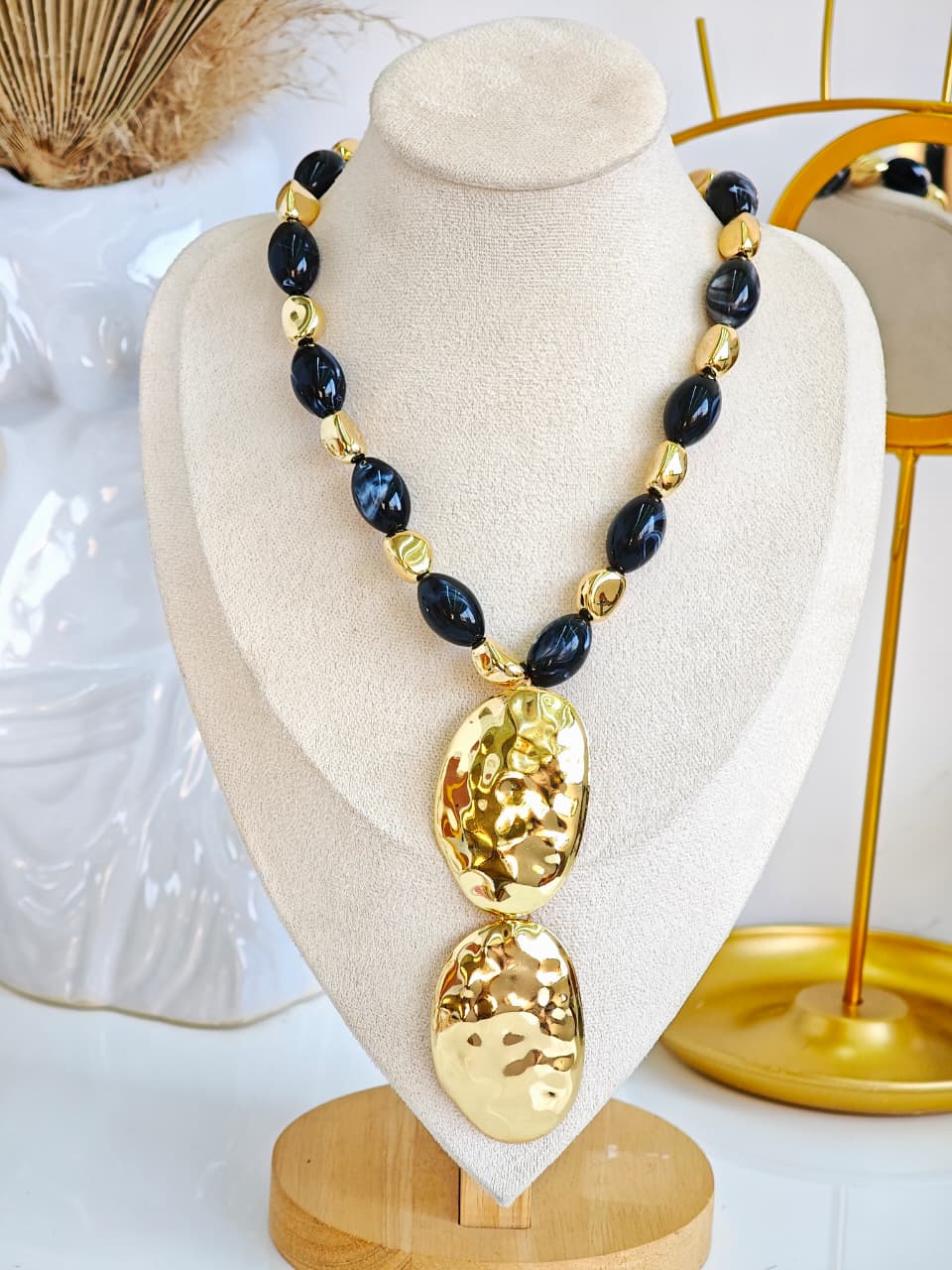 Collar Maxi con Dorado