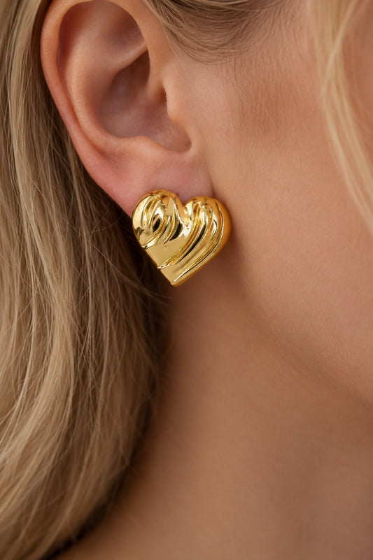 Aretes Corazon con Lineas
