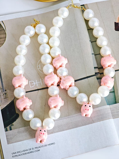 Collar Chunky de Perlas y Cerditos