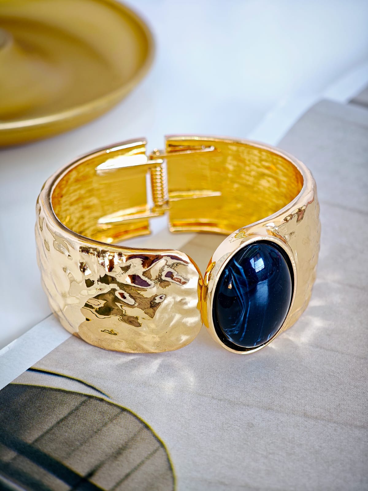 Brazalete de Piedra Ovalada