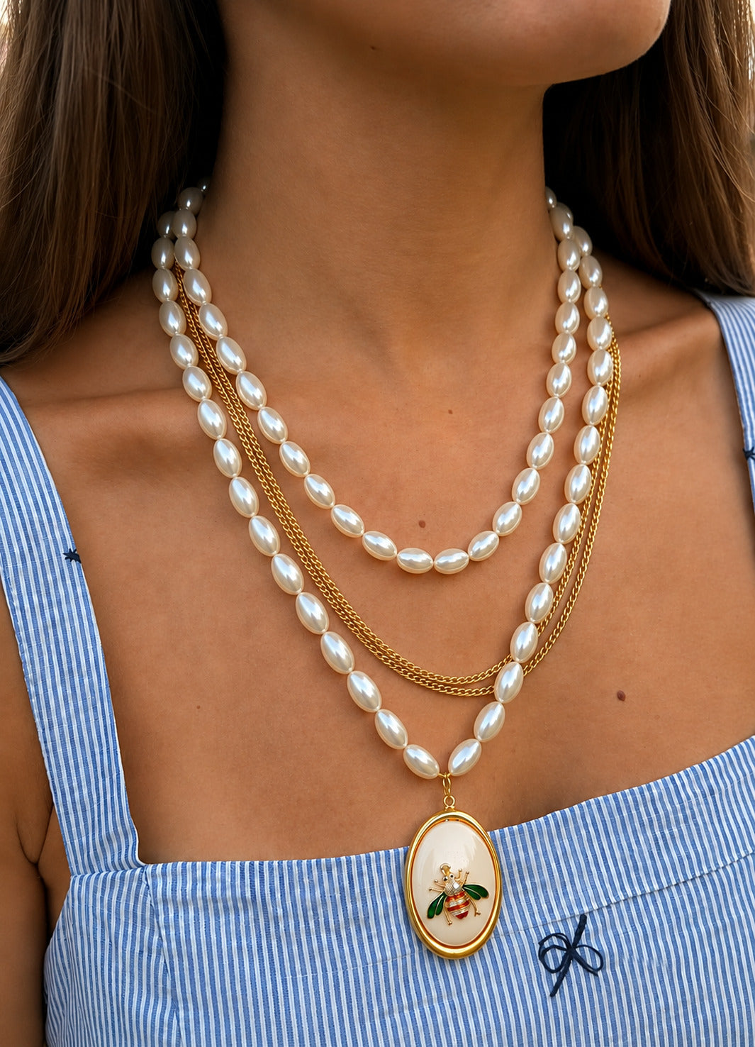 Collar de Cadena y Perlas con Dije